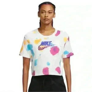 Nike Women's Festival Crop Graphic Short Sleeve T-shirt‎ - Women's M - Preowned